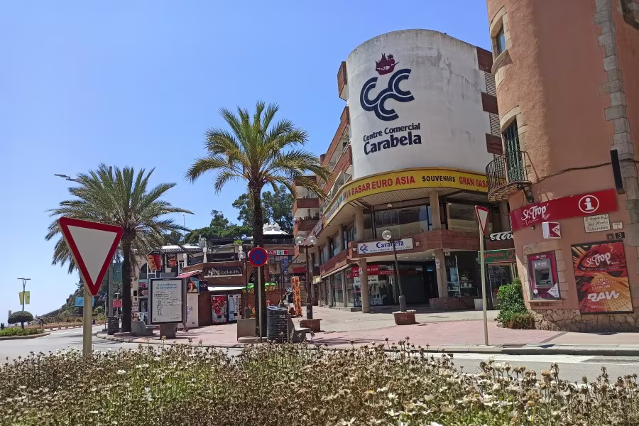 Centros Comerciales y Hoteles