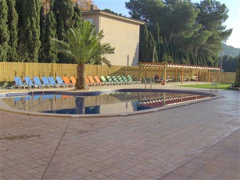 Residencial Santa Cristina - Vista Panorámica de la Piscina