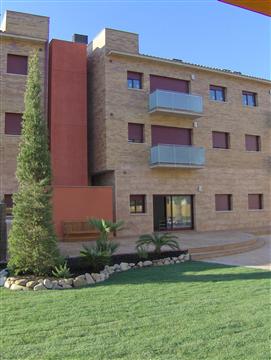 Residencial Santa Cristina - Fachada Interior y Jardín